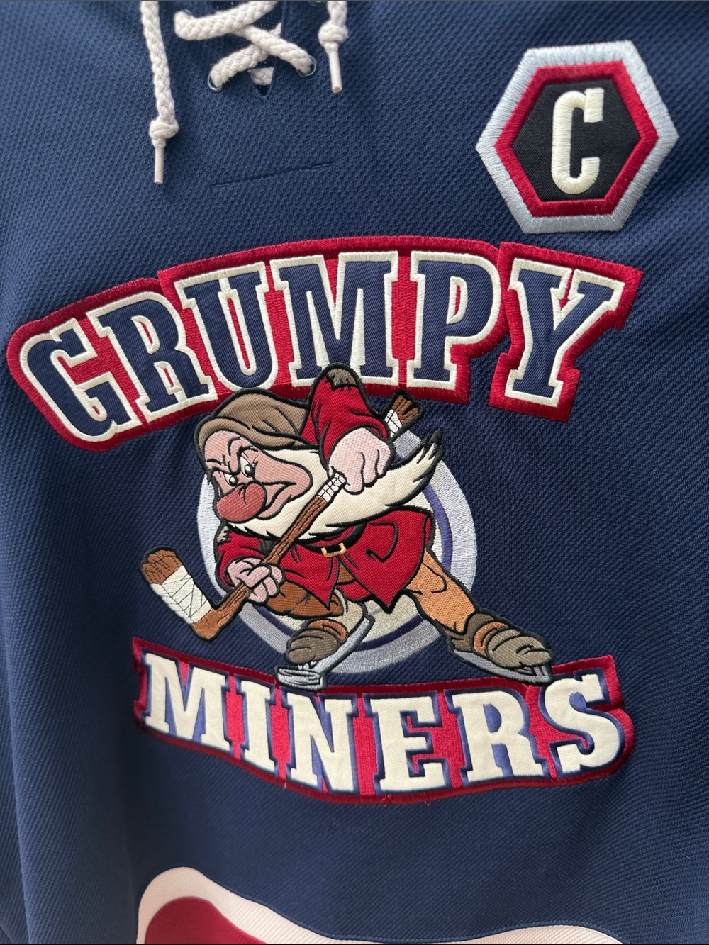 Walt Disney World Grumpy Miners hockey Jersey # 37 - Picture 5 of 9